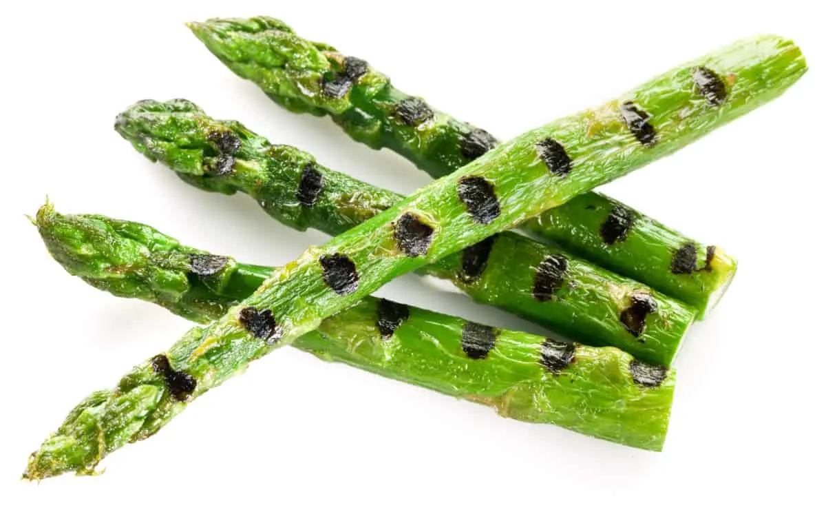 What Vegetables Can Golden Retrievers Eat? Asparagus