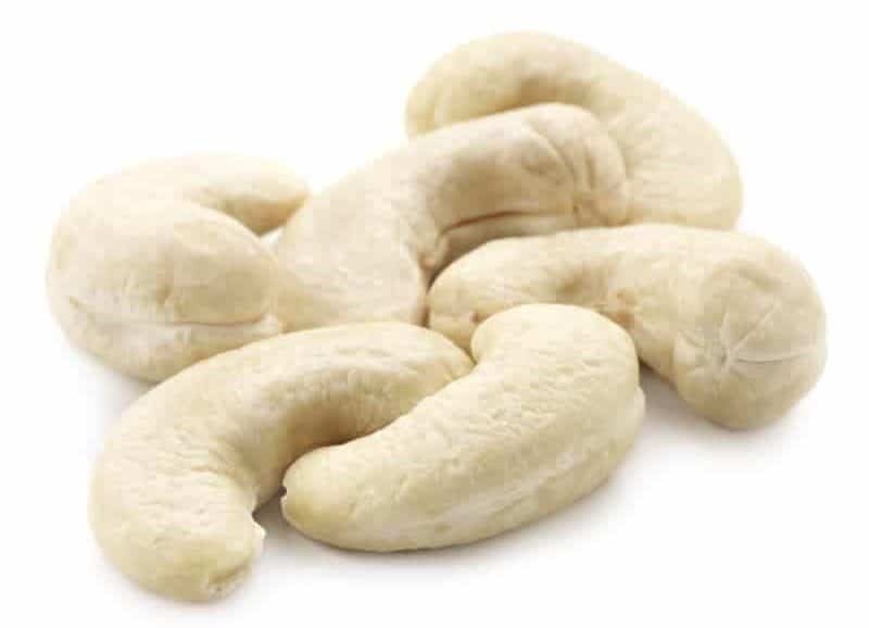 A handful of cashews