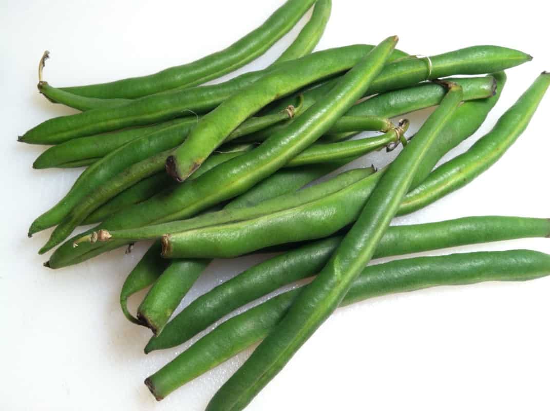 Green beans waiting to be cooked 