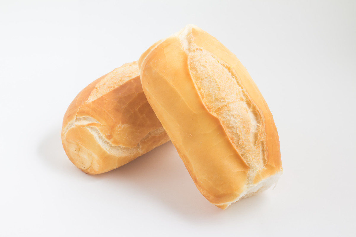 What Human Foods Can Golden Retrievers Eat?
French Bread