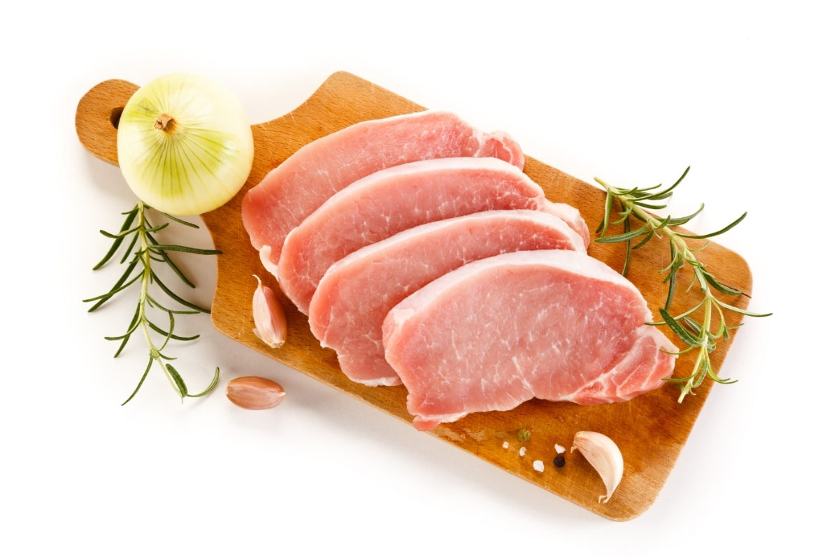 What Human Foods Can Golden Retrievers Eat?
Pork